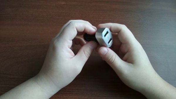 Автомобильное зарядное устройство BlitzWolf QC2.0