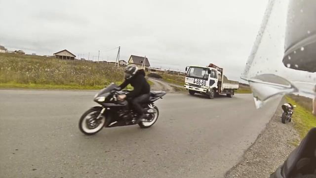 Yamaha YZF-R1 смотреть онлайн