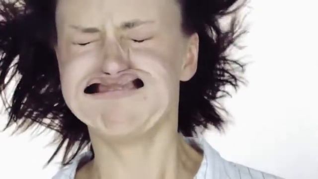 Дуновение ветерка в замедлении 480p] смотреть онлайн