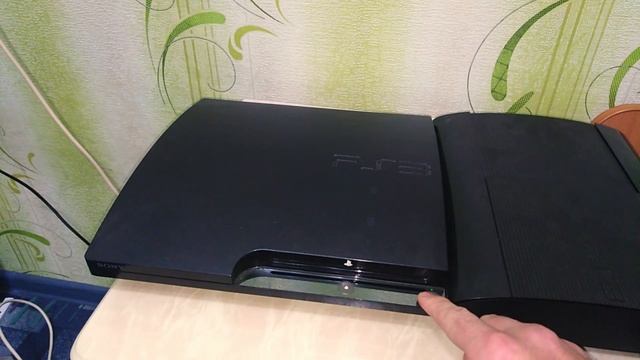 КАК ПРАВИЛЬНО ВСТАВЛЯТЬ И ИЗВЛЕКАТЬ ДИСК В PS3 PS4