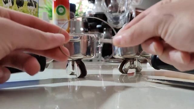 How to Fix loose basket in Portafilter - Breville Barista Express, Pro, Touch, Dual Boiler, Oracle смотреть онлайн