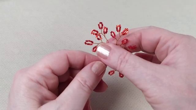 Работы из бисера. 2 часть. Сувенир. Деревья из бисера своими руками. Мастер класс. Для начинающих. смотреть онлайн