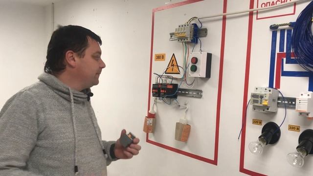 Приставка выдержки времени ПВИ 21