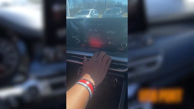 Setup Wireless Apple CarPlay in 2022 Kia K5 LX & LXS-Easy Tutorial смотреть онлайн