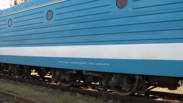 Электровоз ЭП1М-658 смотреть онлайн