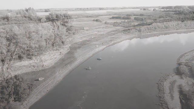 Урал в районе с.Дарьинское и кемпинга Мечта. 12 августа 2018 г смотреть онлайн