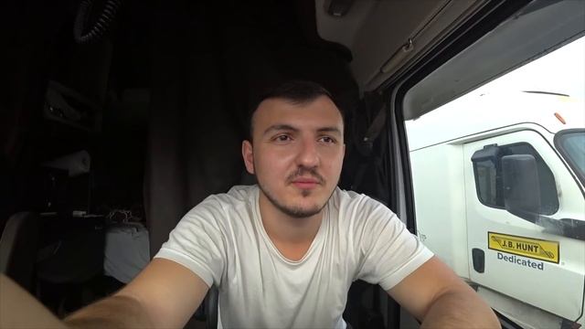 Зарплата дальнобойщика в США | Женщины в траковом бизнесе | Стоит ли работать на Амазон | DAY 40 смотреть онлайн