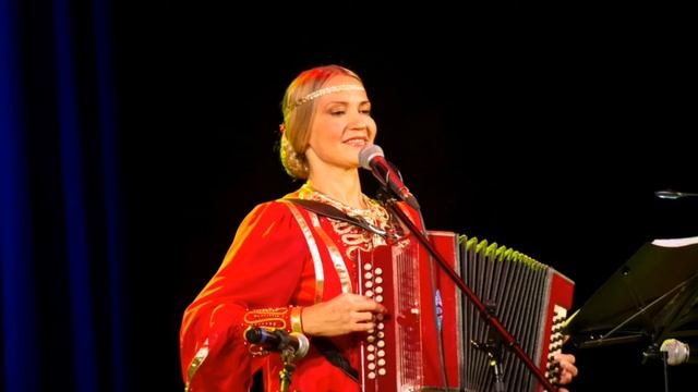 Юлия Славянская - Прощание Славянки. Русский военный марш. Встань за веру Русская земля смотреть онлайн