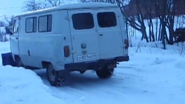УАЗ чистка снега смотреть онлайн