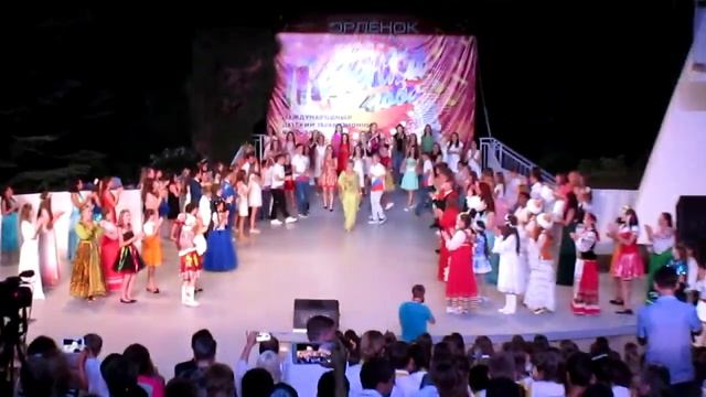 Открытие фестиваля "Песенка года 2017" смотреть онлайн