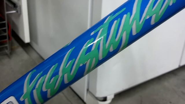 '85 Neon Blue Haro Sport "Survivor" смотреть онлайн