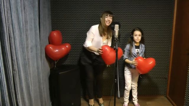 Влада и Ярослава в #ES_Music_Studio подарок мужу и папе на день рождения (демо) смотреть онлайн