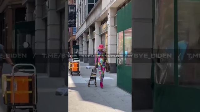 Цветущий Нью-Йорк ))) смотреть онлайн