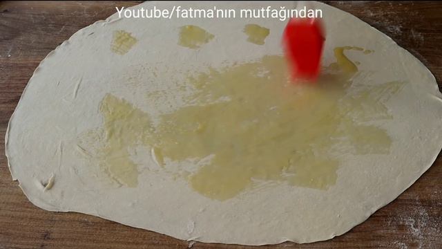 Sadece 1 Bardak SU, UN, YAĞ Ve YEŞİL SOĞAN Varsa Bu Tarifi Herkes 10 Dakika da Yapabilir ❗ смотреть онлайн