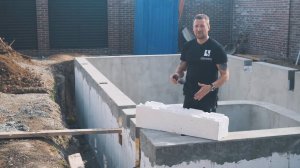 БЕТОННЫЙ БАССЕЙН ИЗ НЕСЪЕМНОЙ ОПАЛУБКИ. ЭТАПЫ СТРОИТЕЛЬСТВА И СТОИМОСТЬ БАССЕЙНА