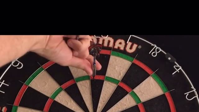 DARTS: Trying for triple twenty смотреть онлайн