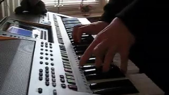 Every Time We touch - Yamaha PSR-S900 смотреть онлайн