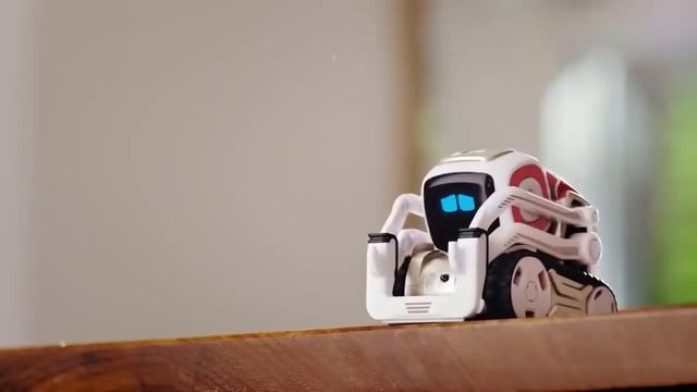 Самый умный робот в мире Cozmo