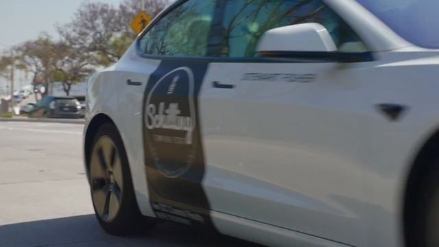 Oliver Scherillo and Kirk Schilling provide a quick tour of some rad stuff! смотреть онлайн