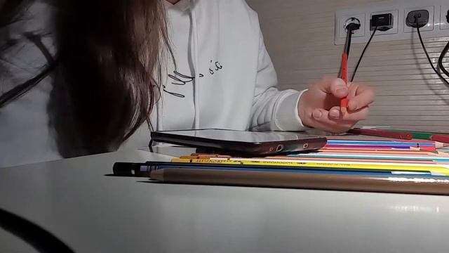 Как рисовать цветными карандашами? Рисунок эльфа из Хранителей Снов. Rise of the Guardians смотреть онлайн