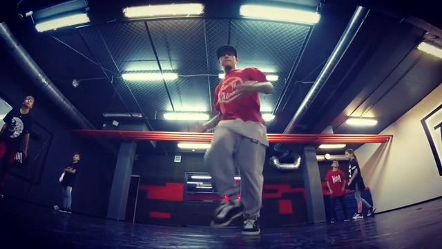 Брейк данс вариации движении. BBOY PLAST 2020 смотреть онлайн