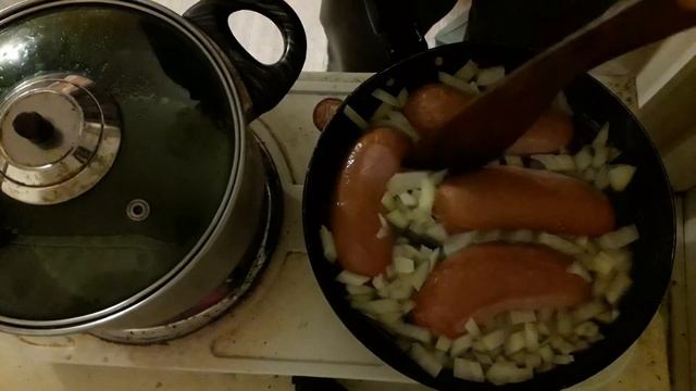 Как вкусно покушать когда ничего не приготовлено. смотреть онлайн