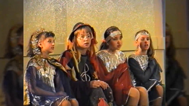 “Сказка дедушки Скрипа“ - Первая песня Музыканта смотреть онлайн