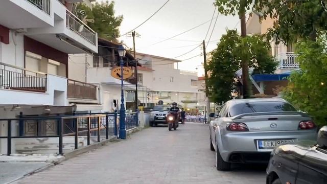 Дурдом в Греции - маски на пляжах! • Штрафы на Халкидиках • Греция • VivaNews смотреть онлайн