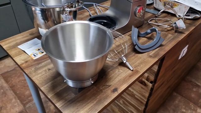 Kenwood KWL90.244 SL Chef Titanium Patissier XL Stand Mixer - warming, weighing (integrated scales) смотреть онлайн