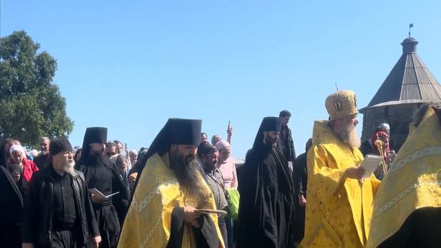 Воскресный крестный ход в Спасо-Преображенском Соловецком монастыре. 25 июня 2023. смотреть онлайн