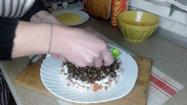 САЛАТ "ХРИЗАНТЕМА" ❤ САЛАТ ВКУСНЕЕ ЧЕМ ОЛИВЬЕ! ❤ смотреть онлайн