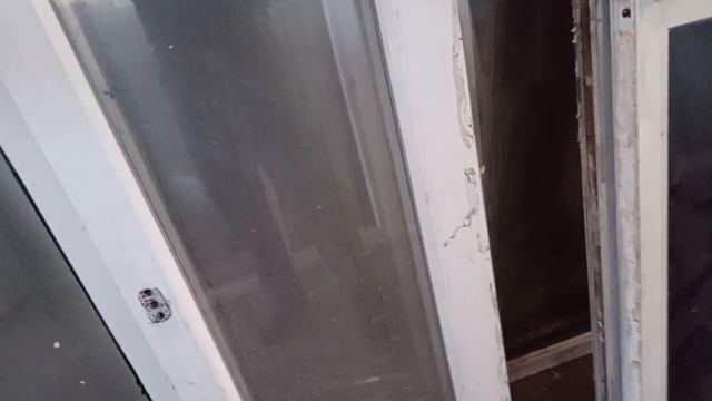 Кыргызстан 🇰🇬 Старый толчок Турбаза ул Орозбекова бу окно двери . смотреть онлайн