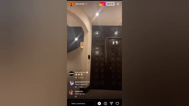 Cardi B on Ig live being nasty w/ whip cream bottle ?? смотреть онлайн