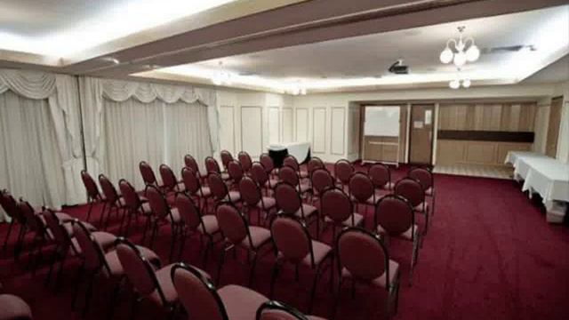 Рокгемптон - Centrepoint Motor Inn 3, 5 Star смотреть онлайн