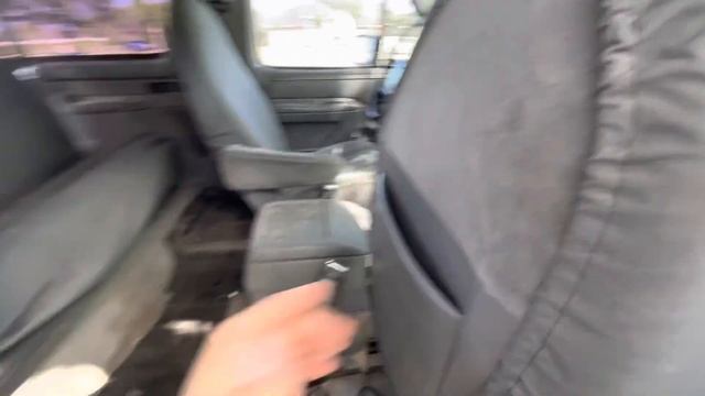 1994 Bronco XLT 5.8L quick walk around смотреть онлайн