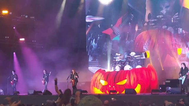 Helloween - Medley Kai Hansen ( Metal Invaders - Ride the Sky and More ) - Hellfest 2022 смотреть онлайн