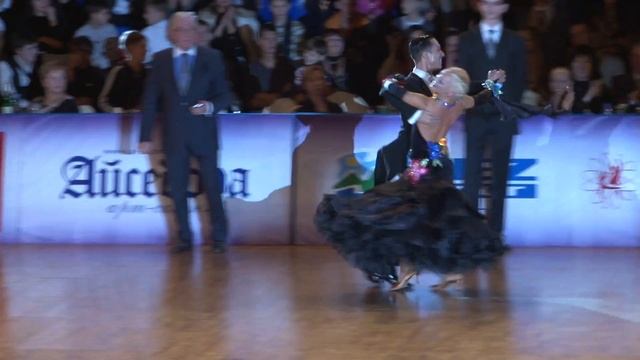 Emanuel Valery - Kehlet Tania, Solo Viennese Waltz смотреть онлайн