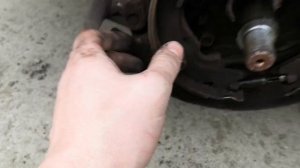 Замена задних тормозных дисков, колодок ручника на Лансер 9. Подробная инструкция.