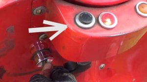 #МотоМаня заводит мотороллер Муравей по инструкции (2-ой и 3-ий способы)