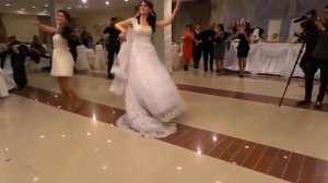 Самый быстрый танец -  лезгинка на грузинской свадьбе