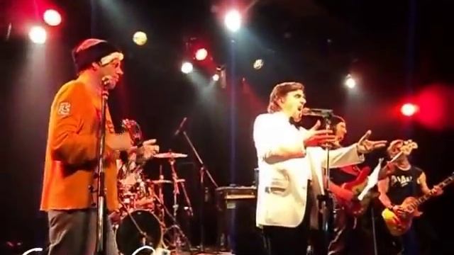 Pil 30 años - Carlos Saidman - Funiculi funicula - La Trastienda 08-07-2012 смотреть онлайн