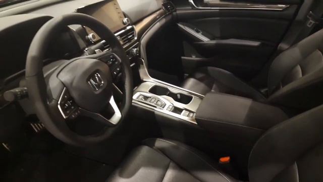 2019 Honda accord 2.0T смотреть онлайн