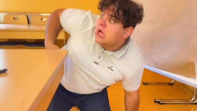 ХОРОШАЯ vs ЗЛАЯ УЧИТЕЛЬНИЦА!!! Челлендж смотреть онлайн