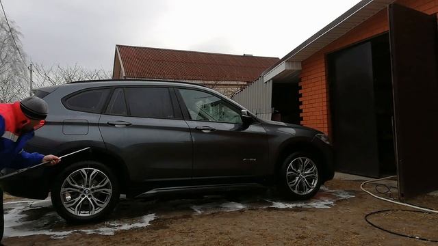 Детейлинг по деревенски. Бесконтактная мойка, как надо мыть чтоб не было царапин смотреть онлайн