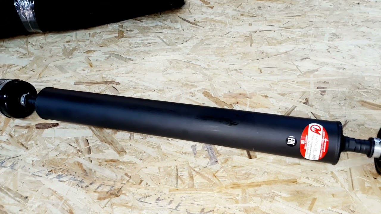 Карданный вал 2131. Крепкий хорошист от Серп и Молот. смотреть онлайн