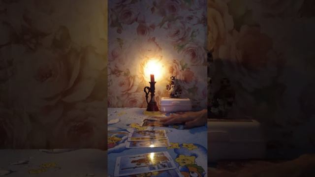 Что было,что есть и что будет ? 4 королевы! смотреть онлайн