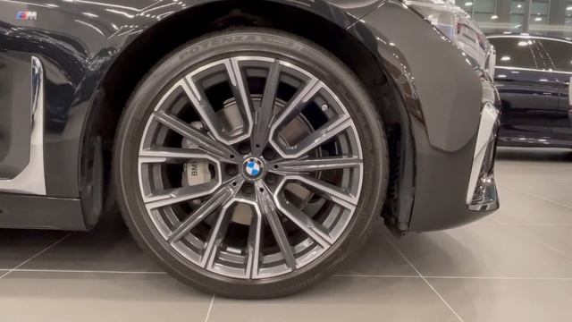1만km 주행에 3천만원이나 빠졌다!! BMW 730d xDrive M 스포츠패키지 [인증마켓 추천 Pick!] смотреть онлайн