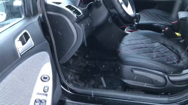 Обзор Hyundai Solaris 2012 года с пробегом 140 000 смотреть онлайн