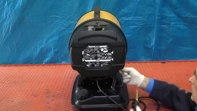 XL6 - Removing the rear cover смотреть онлайн