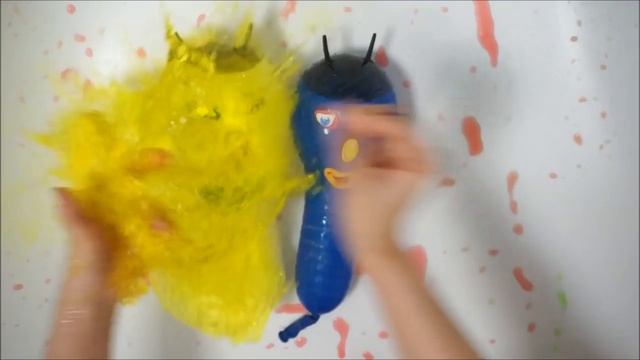 Весёлые червячки надувные шарики учим цвета смотреть онлайн